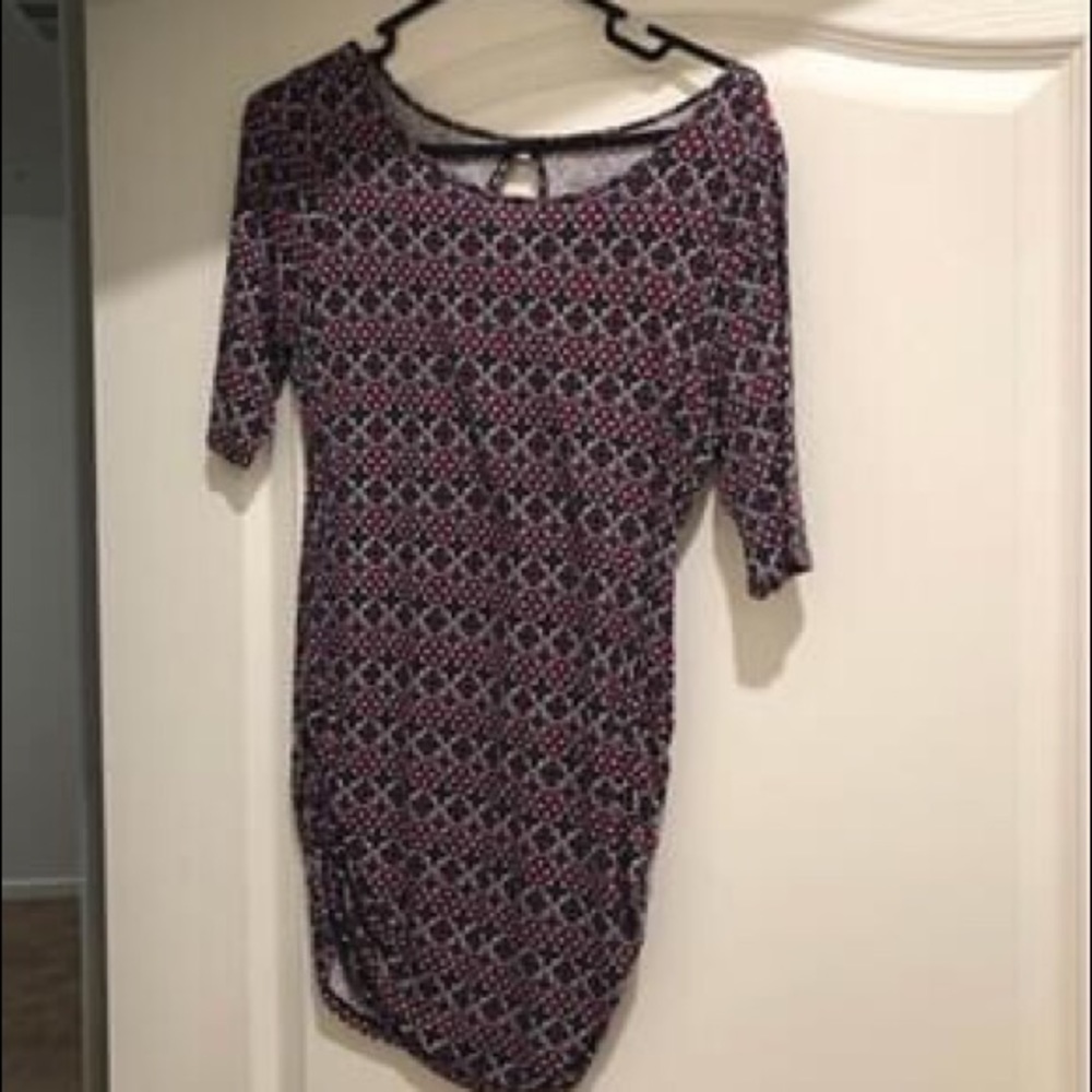 Motherhood maternity pink/black shirt